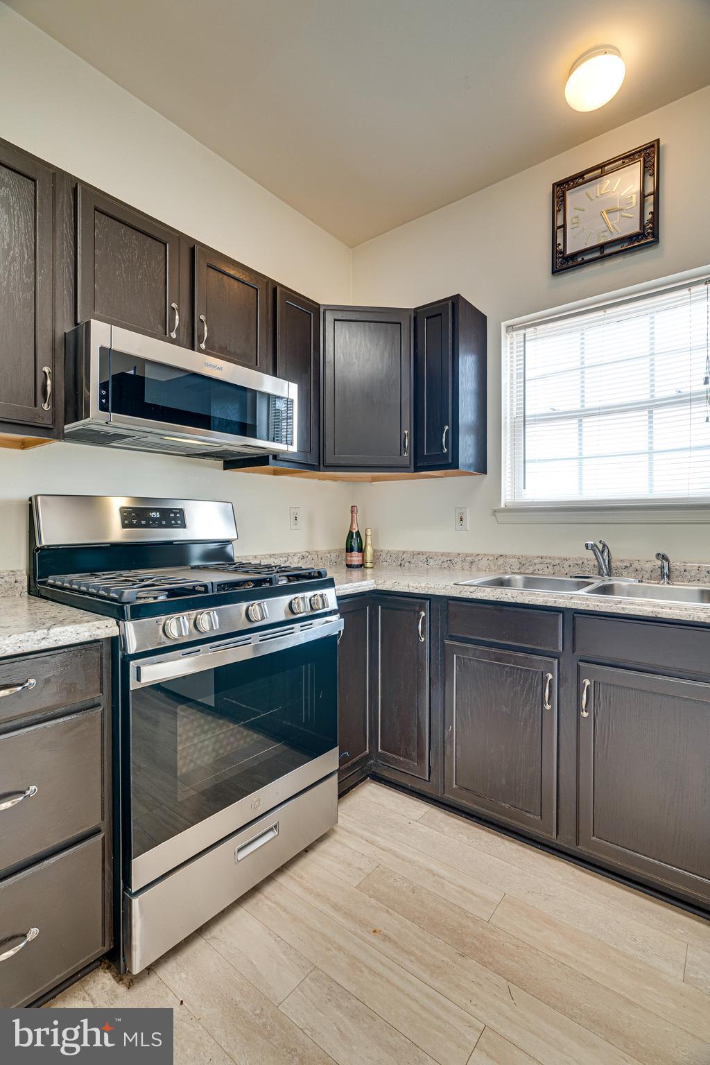 SYCAMORE HILL - Residential Lease