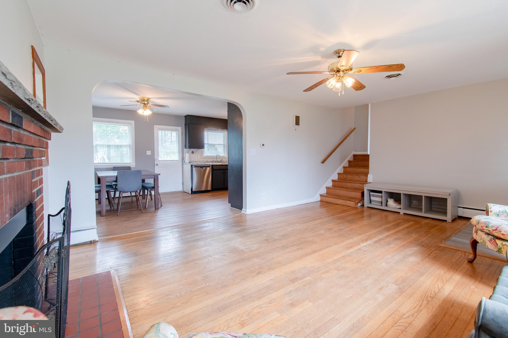 HAMPSTEAD - Residential