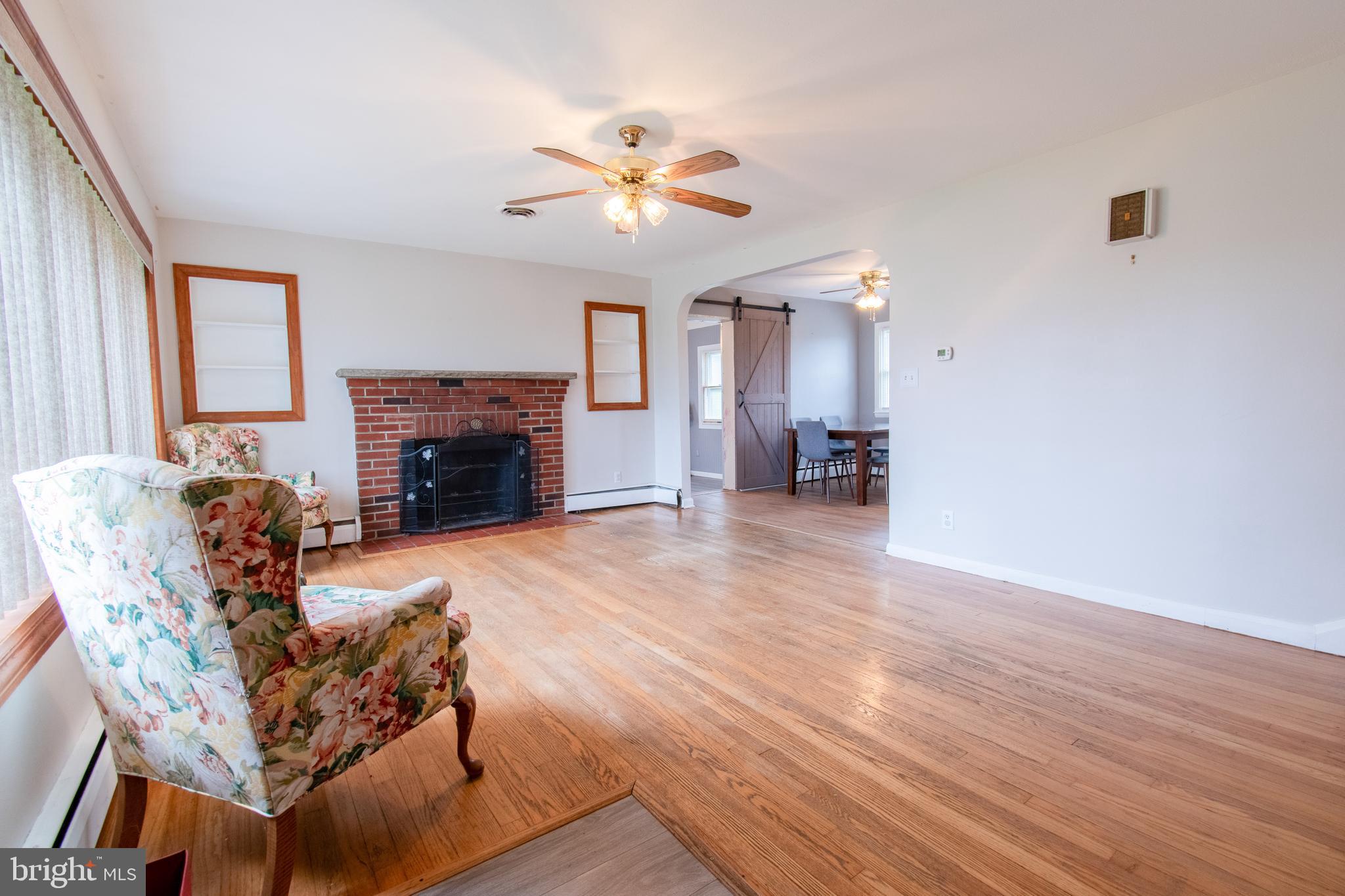 HAMPSTEAD - Residential