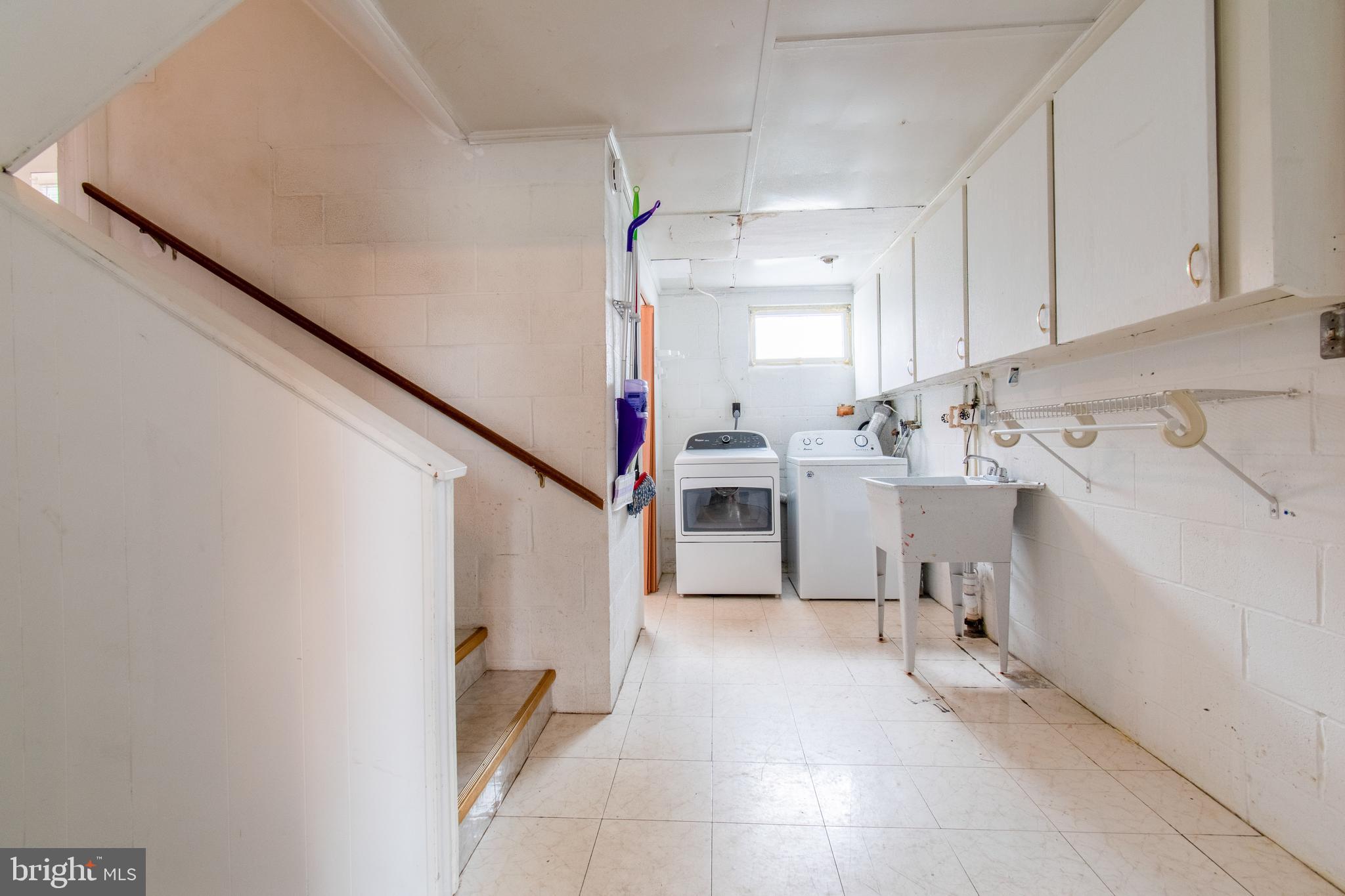 HAMPSTEAD - Residential