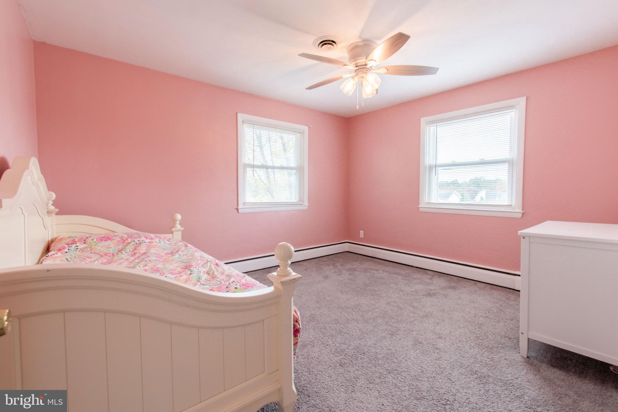 HAMPSTEAD - Residential