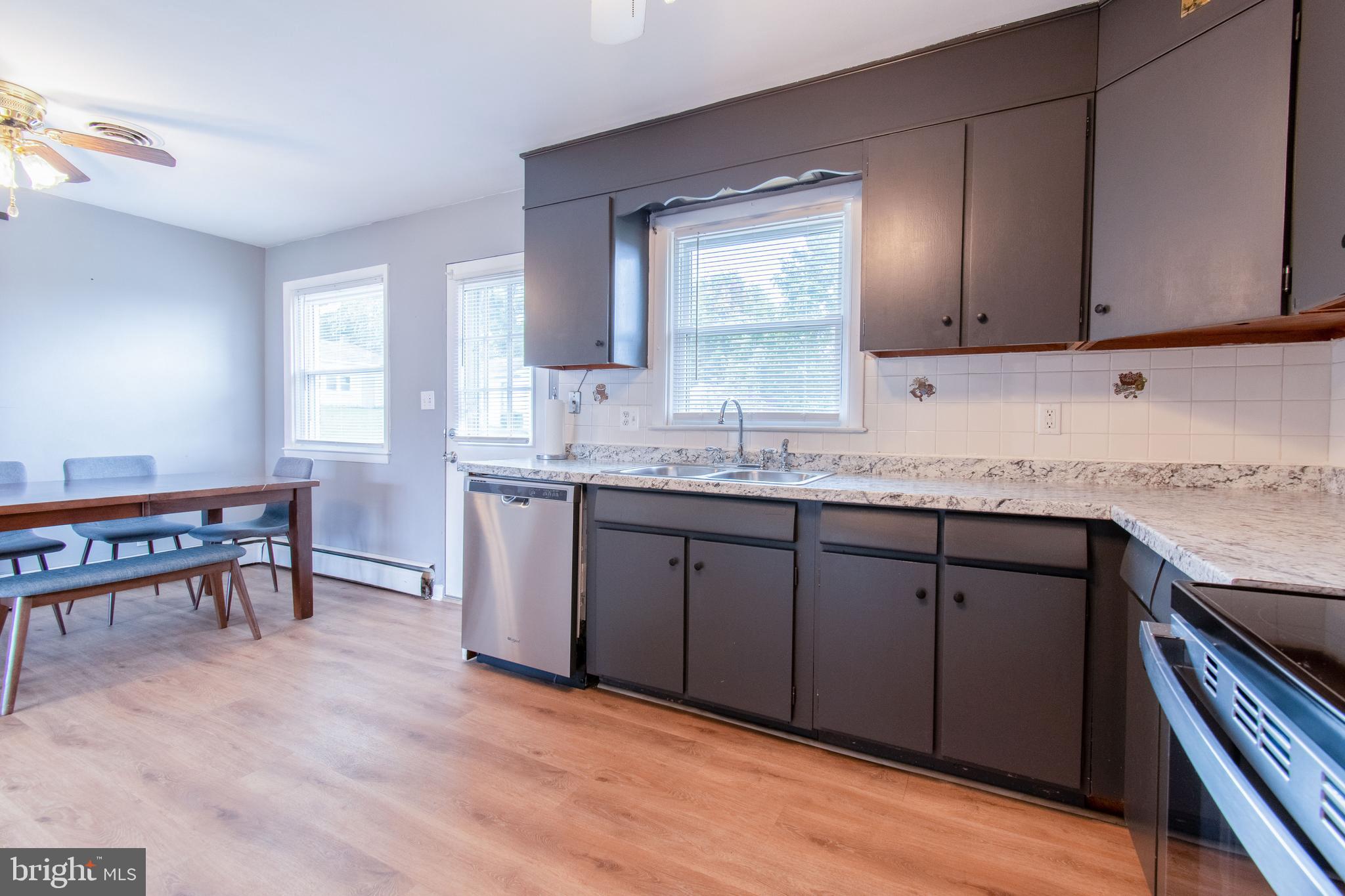 HAMPSTEAD - Residential