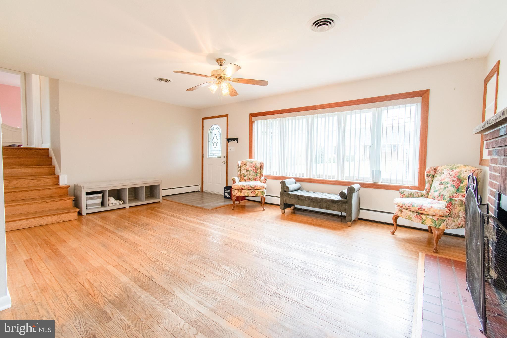 HAMPSTEAD - Residential