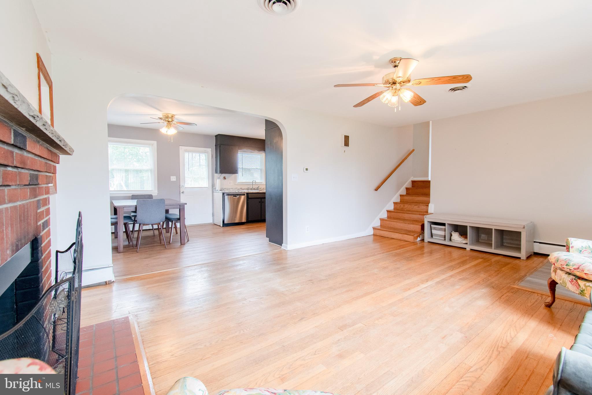 HAMPSTEAD - Residential