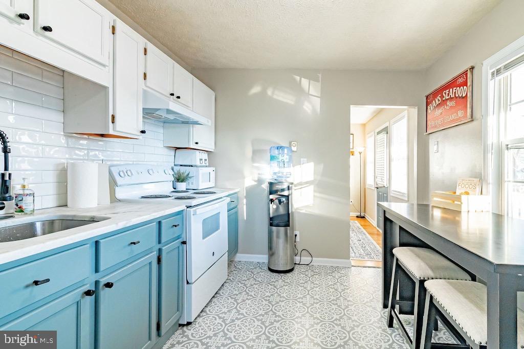 PINEY POINT HOMES - Residential