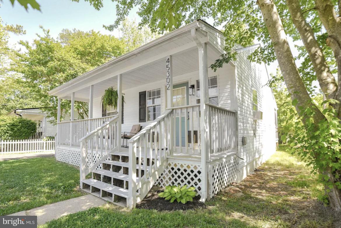 PINEY POINT HOMES - Residential