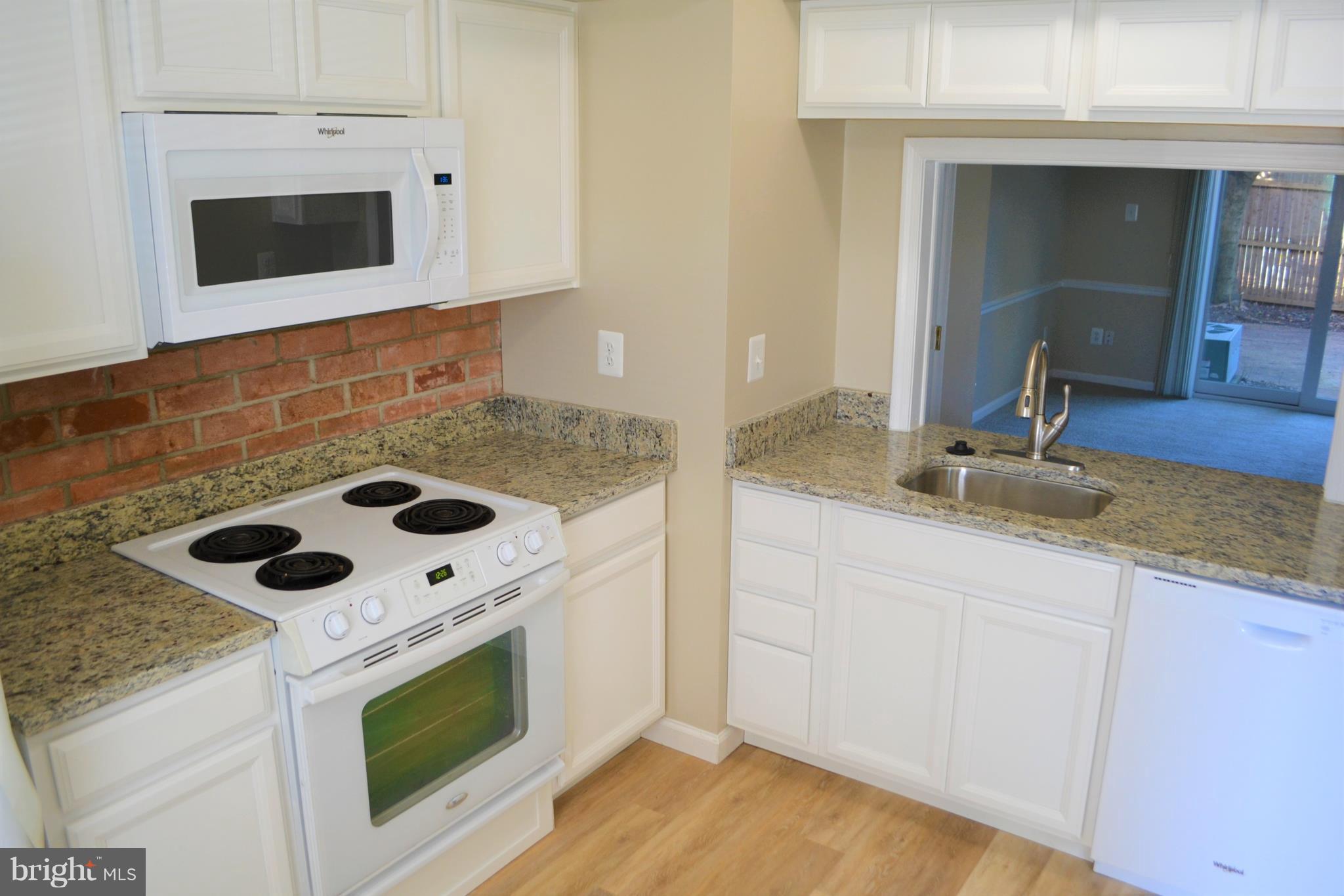 CARDINAL FOREST - Residential Lease