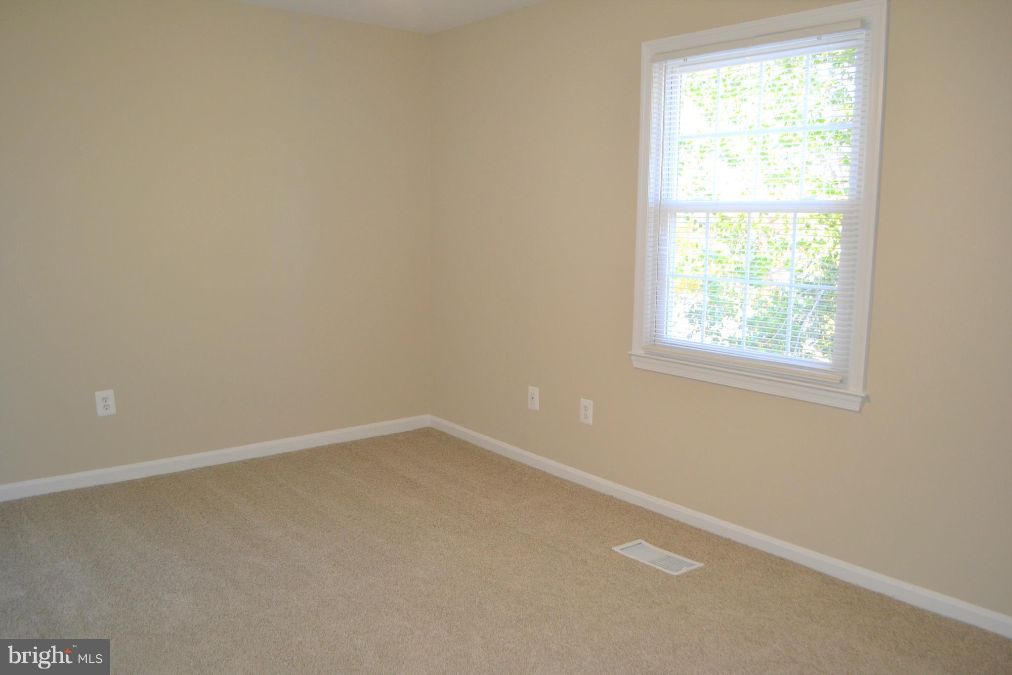 CARDINAL FOREST - Residential Lease