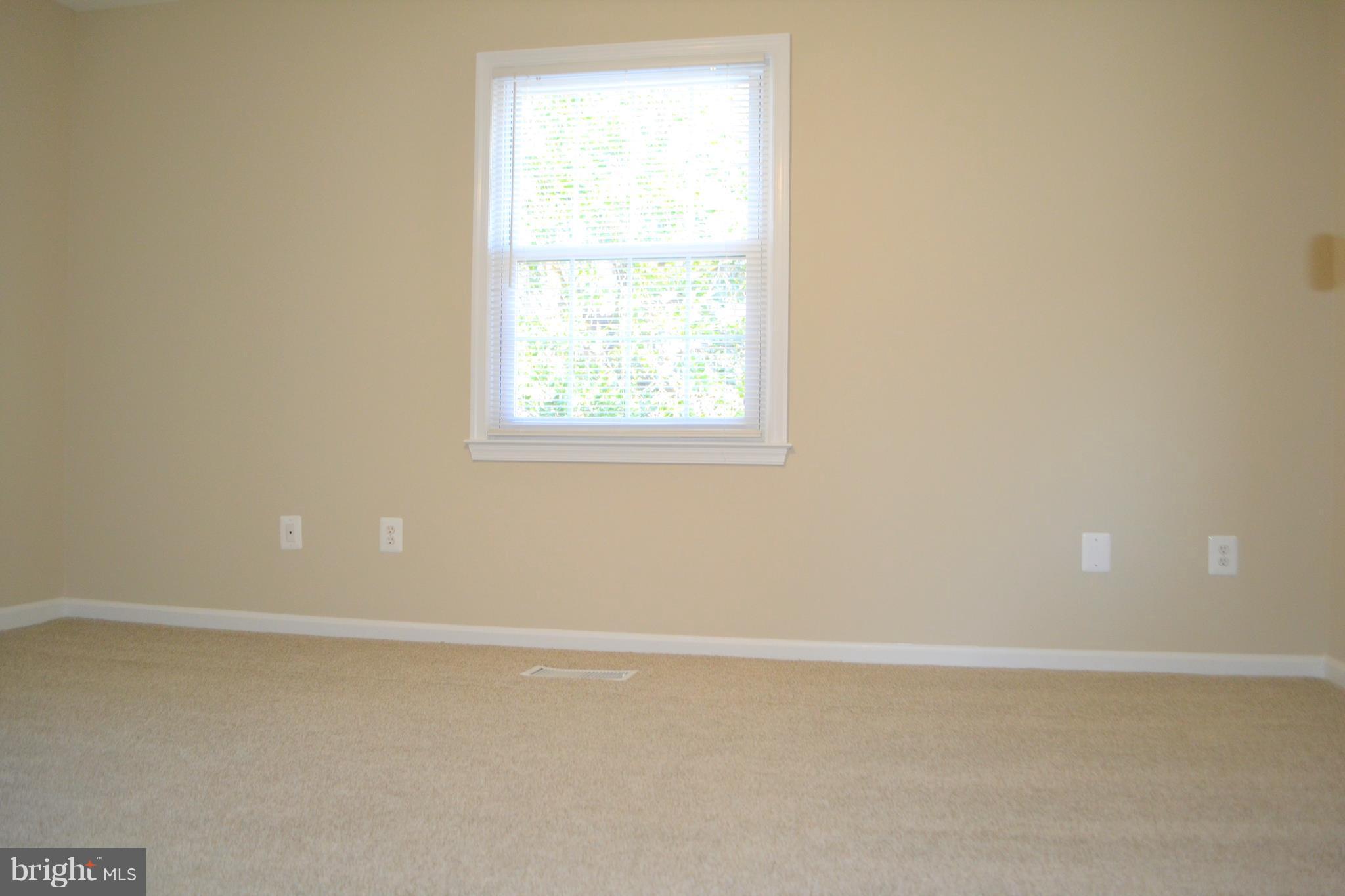 CARDINAL FOREST - Residential Lease