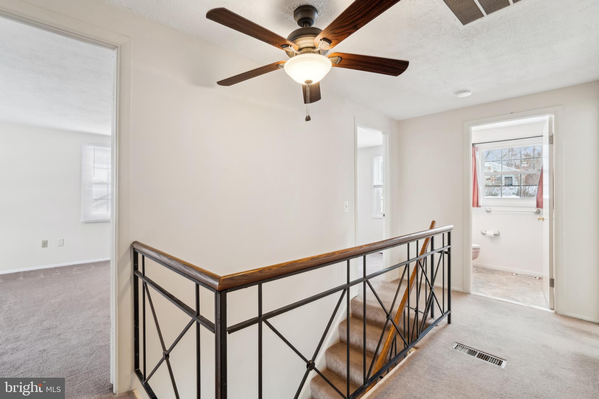 CROFTON WOODS - Residential