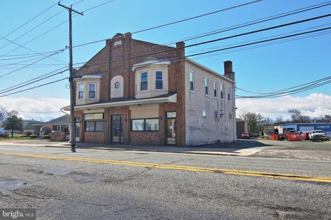 1314 E Philadelphia Avenue Unit 2, Boyertown, PA MLS: PAMC2130604
