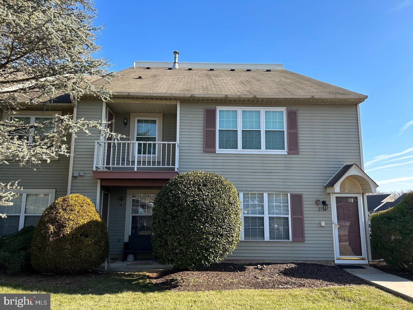 NEWTOWN GRANT - Residential Lease