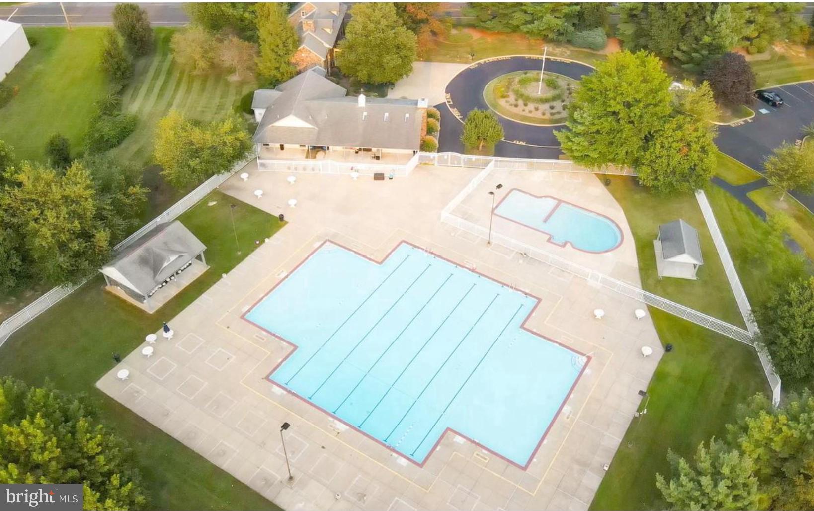 NEWTOWN GRANT - Residential Lease