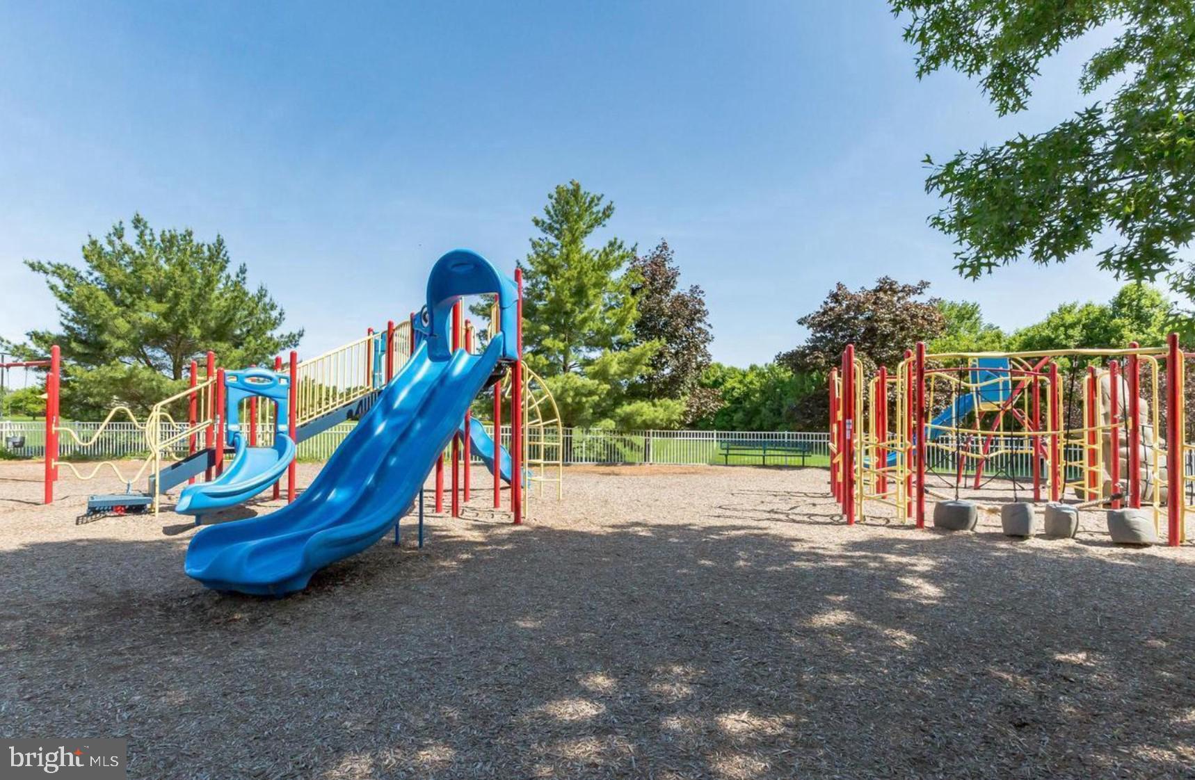 NEWTOWN GRANT - Residential Lease