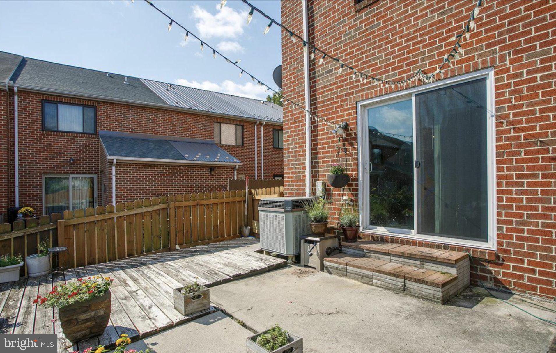 NEW FOX RIDGE - Residential