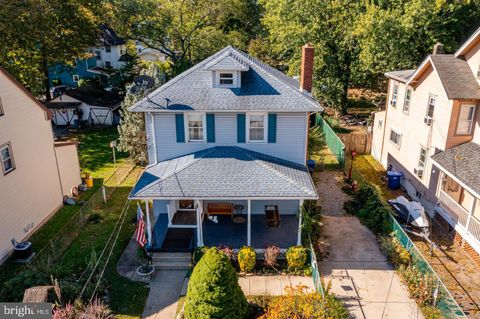 323 WALNUT DELANCO NJ 08075