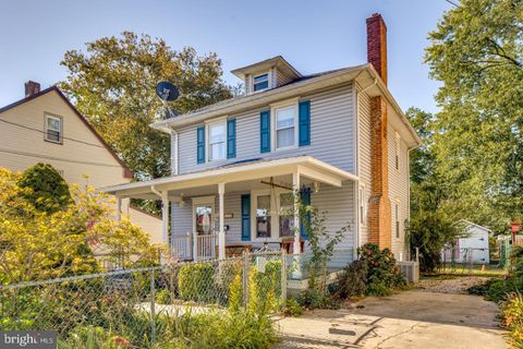 323 WALNUT DELANCO NJ 08075