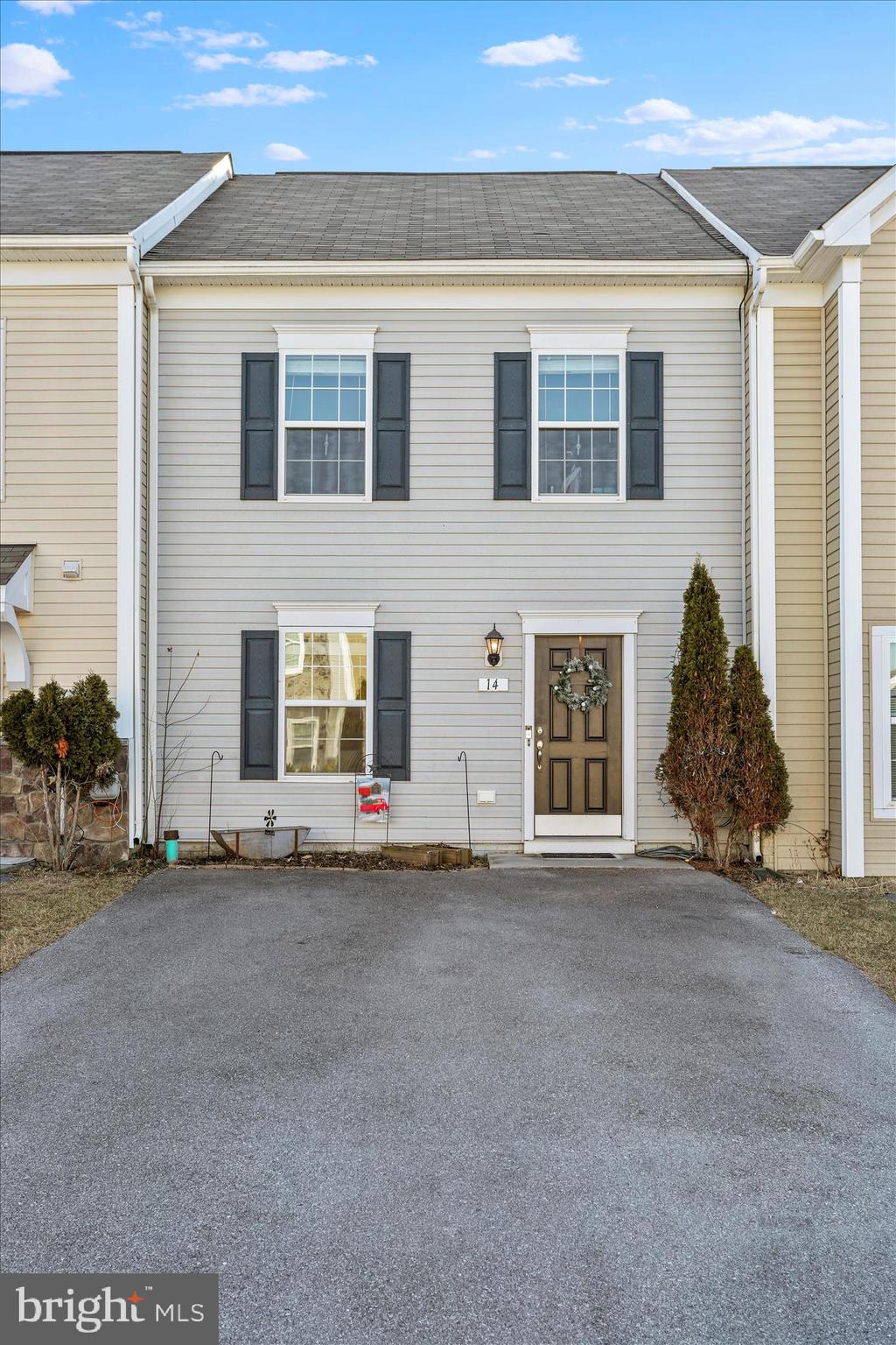 MANOR PARK - Residential