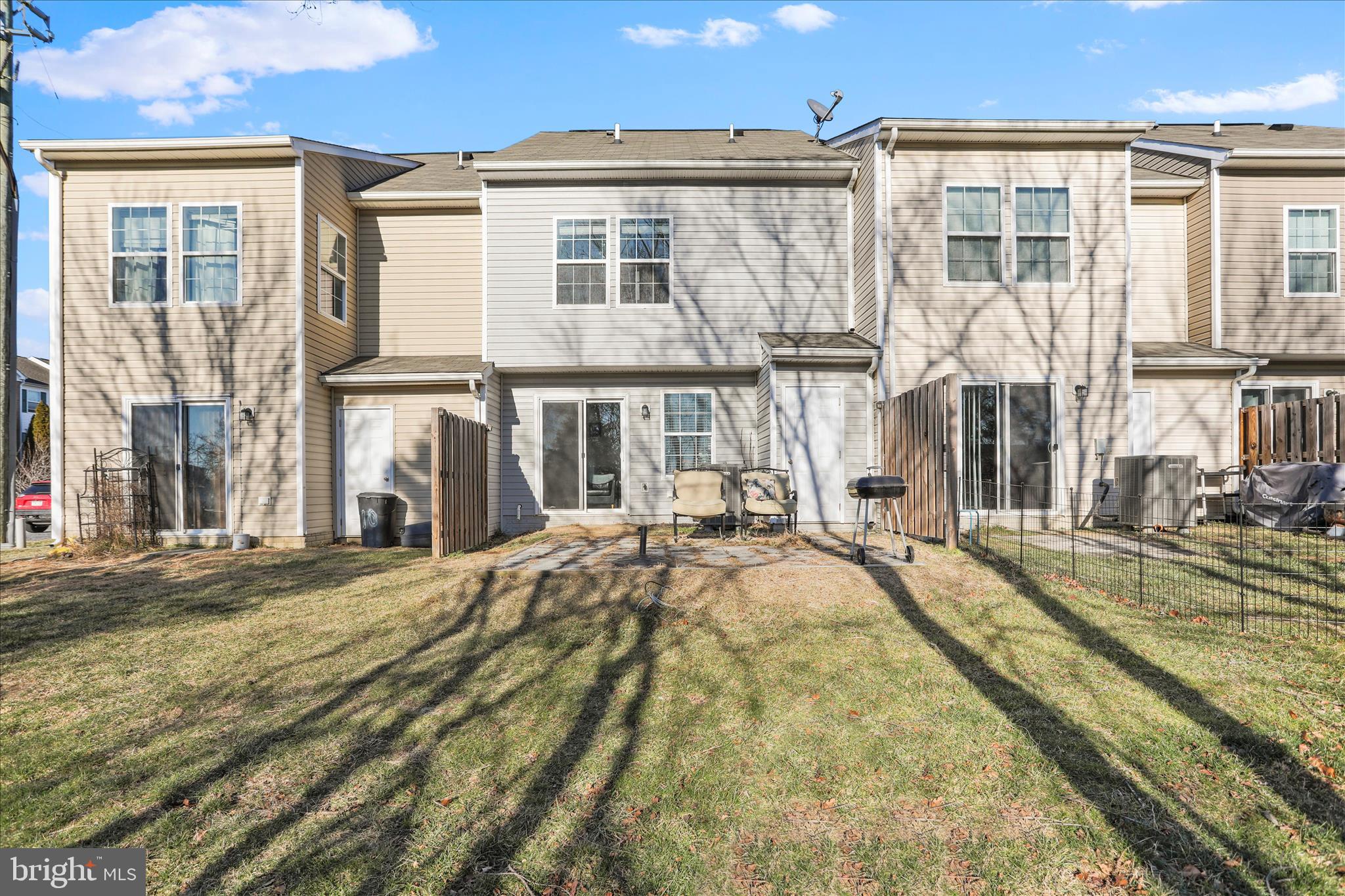 MANOR PARK - Residential