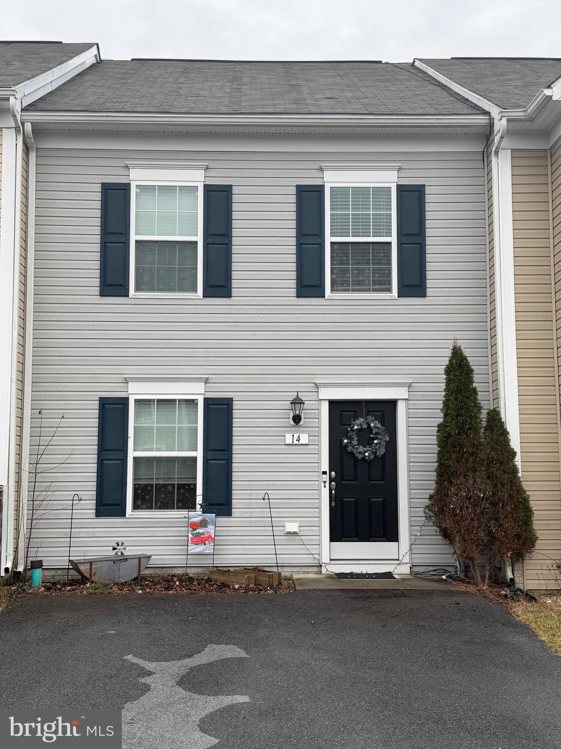 MANOR PARK - Residential