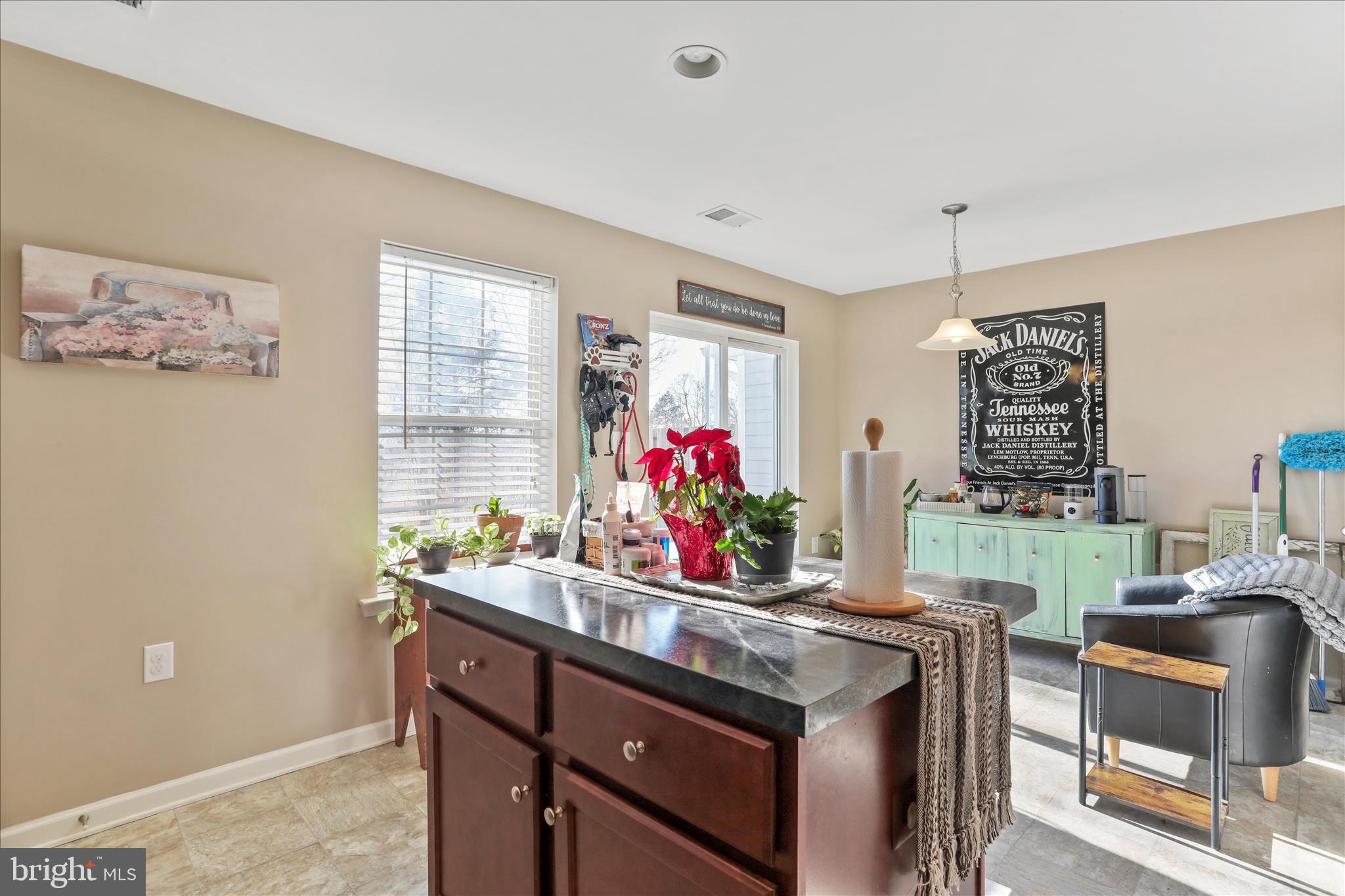 MANOR PARK - Residential