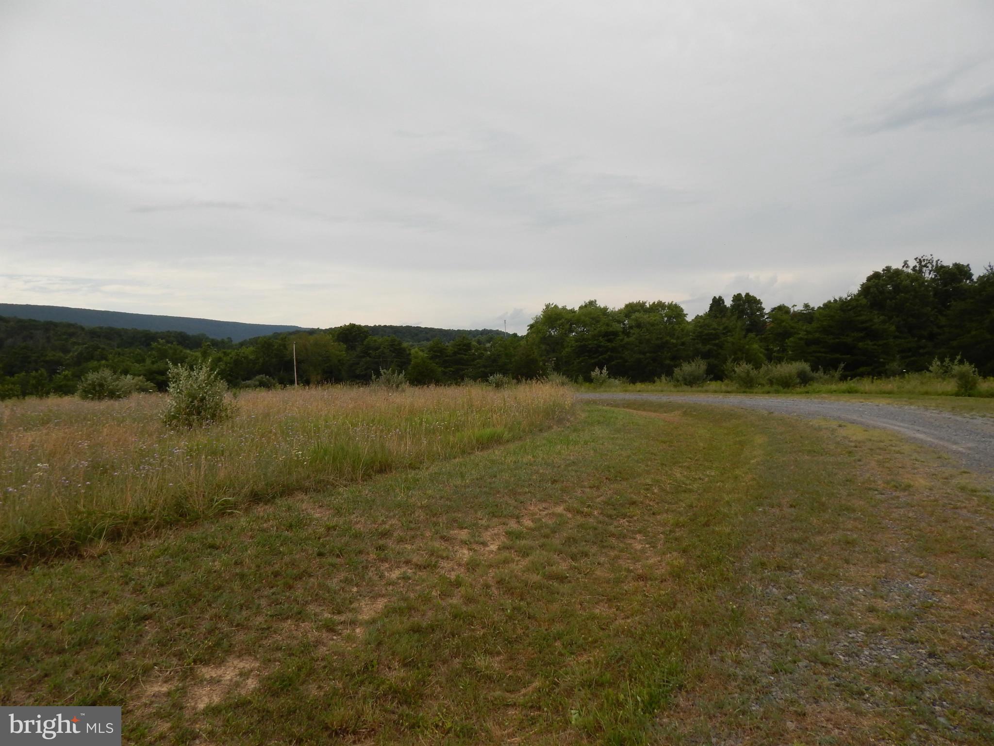 OAKLAND OVERLOOK - Land