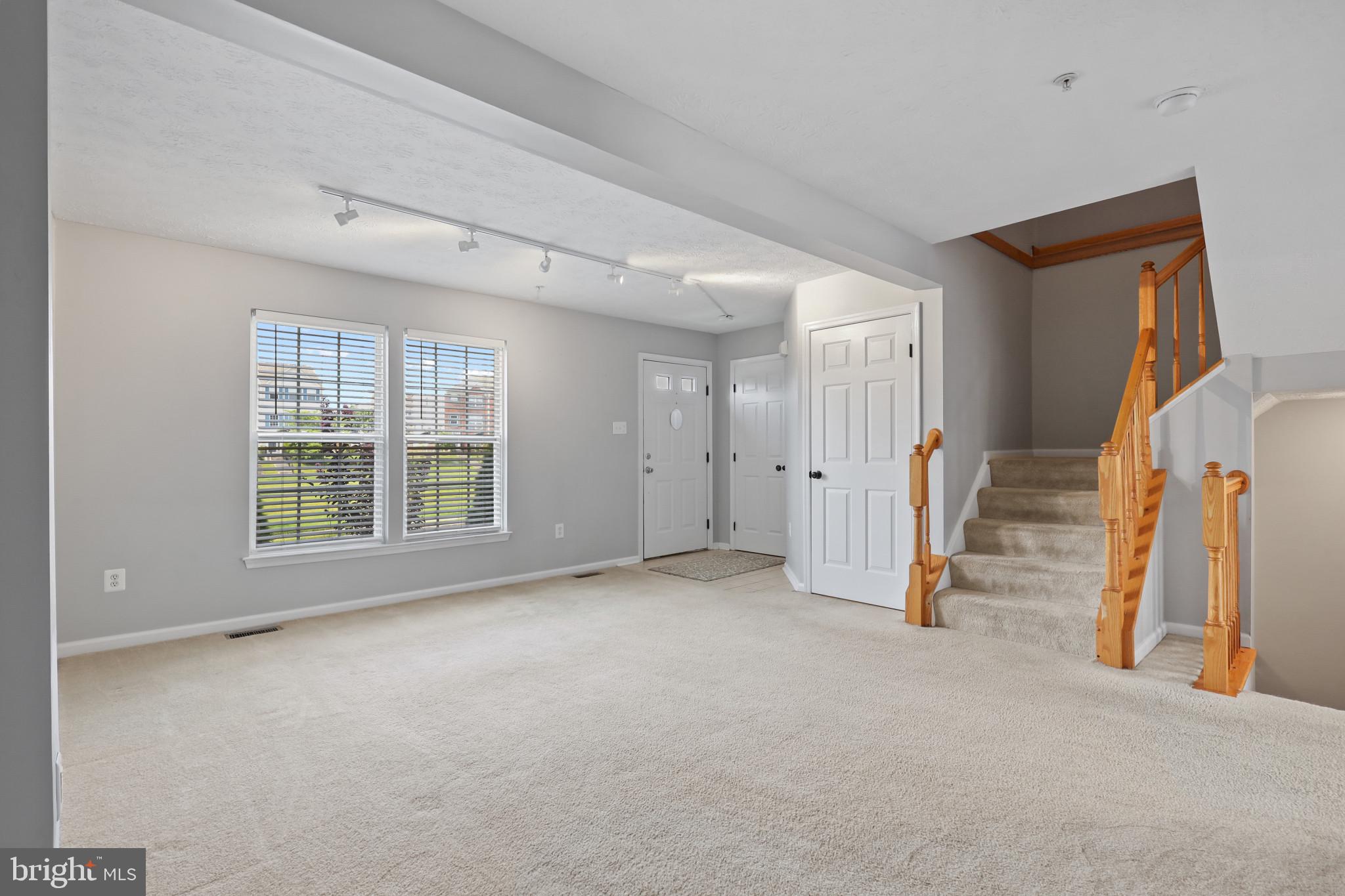 ROSEDALE - Residential Lease