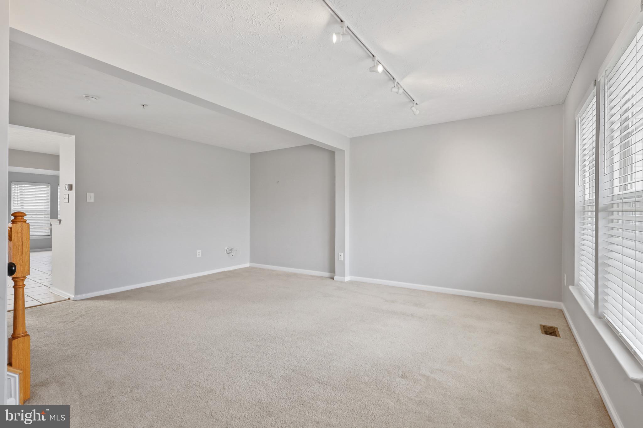 ROSEDALE - Residential Lease