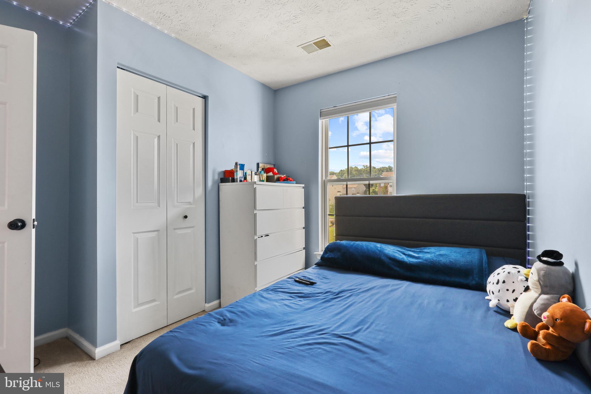 ROSEDALE - Residential Lease