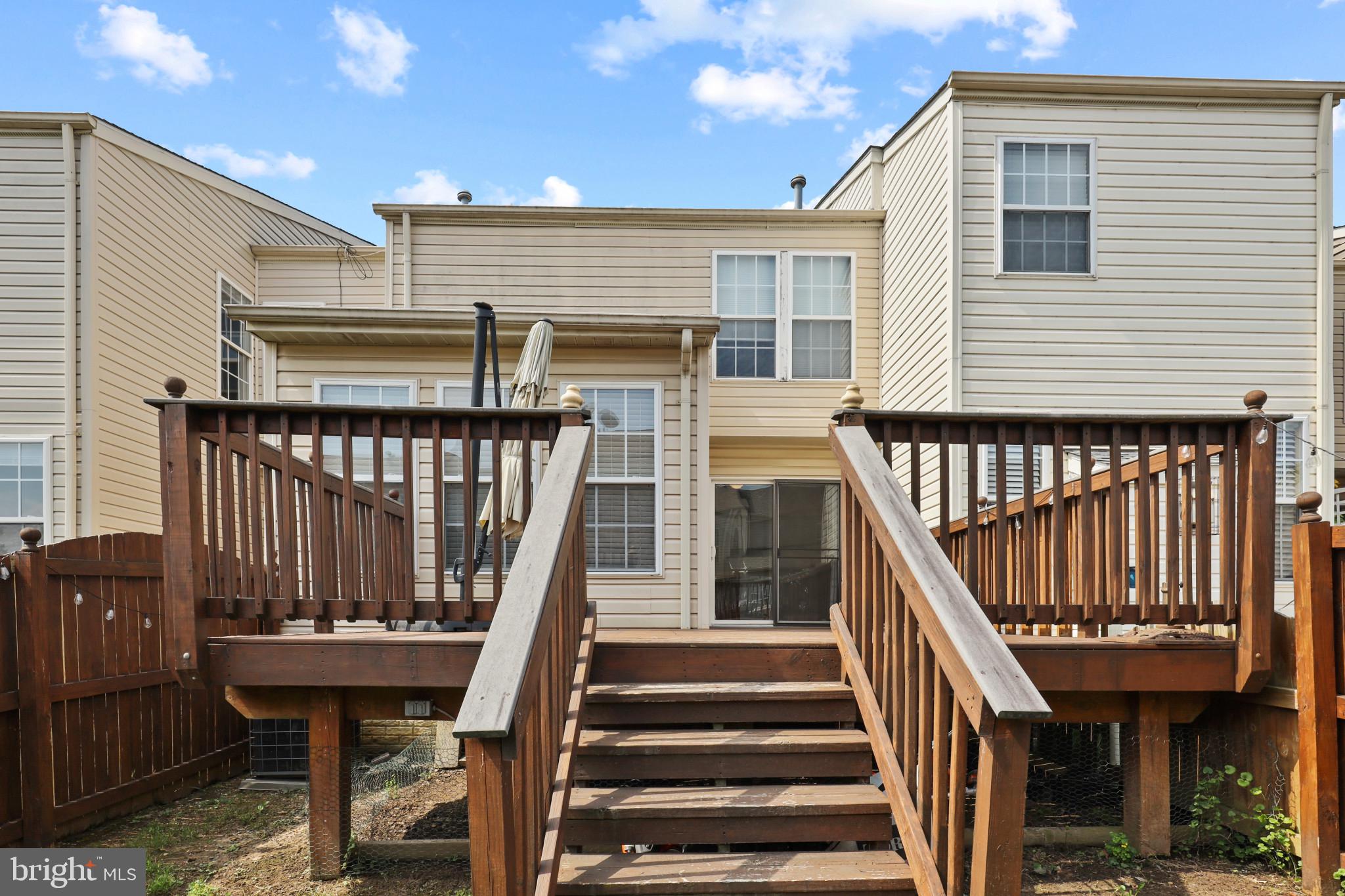 ROSEDALE - Residential Lease