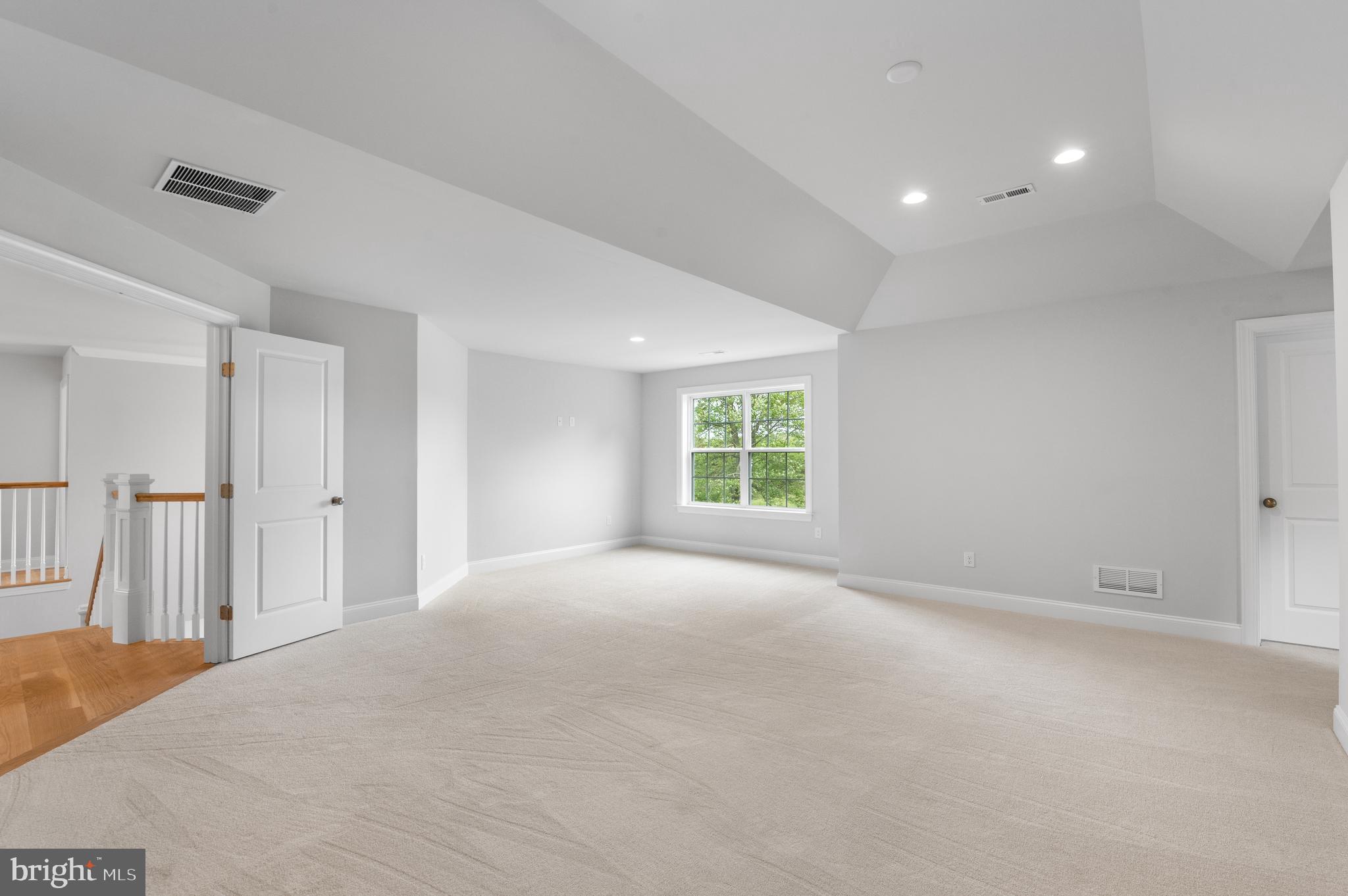 ARDEN RESERVE - Residential