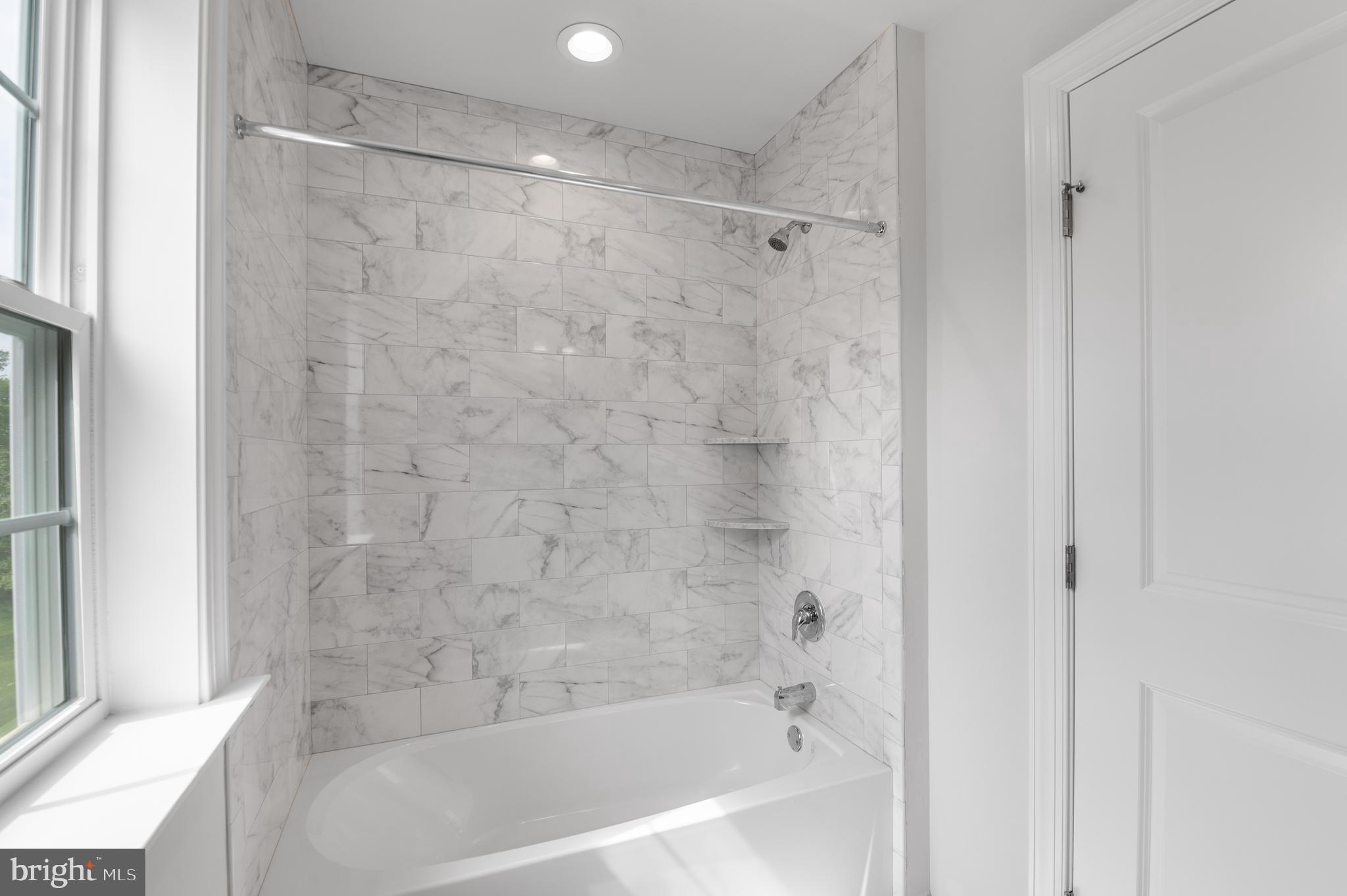 ARDEN RESERVE - Residential