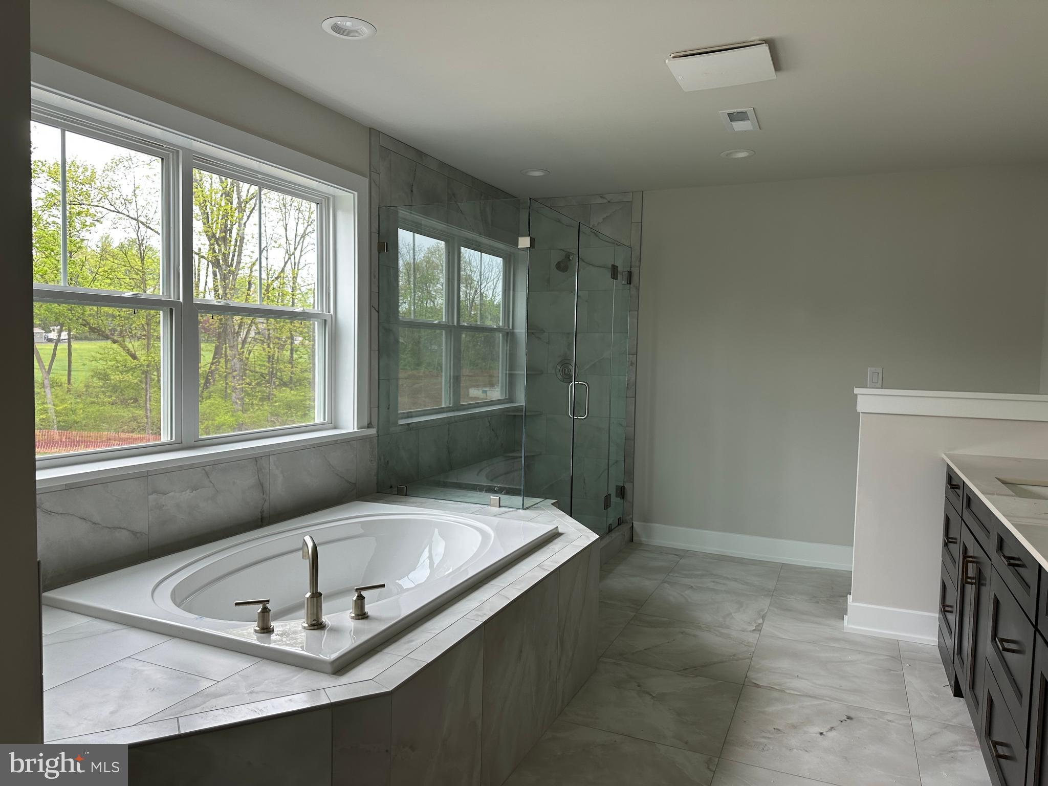 ARDEN RESERVE - Residential