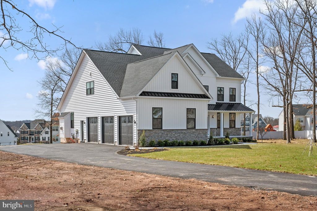 Photo of 1104 Arden Drive #METHACTON SCHOOL, EAGLEVILLE, PA 19403 (MLS # PAMC2123272)