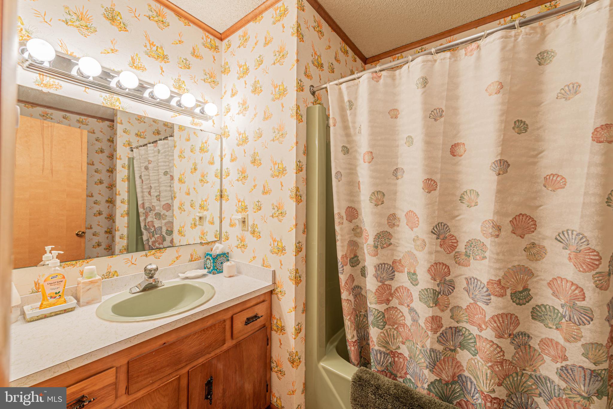 CAINE KEYS II - Residential