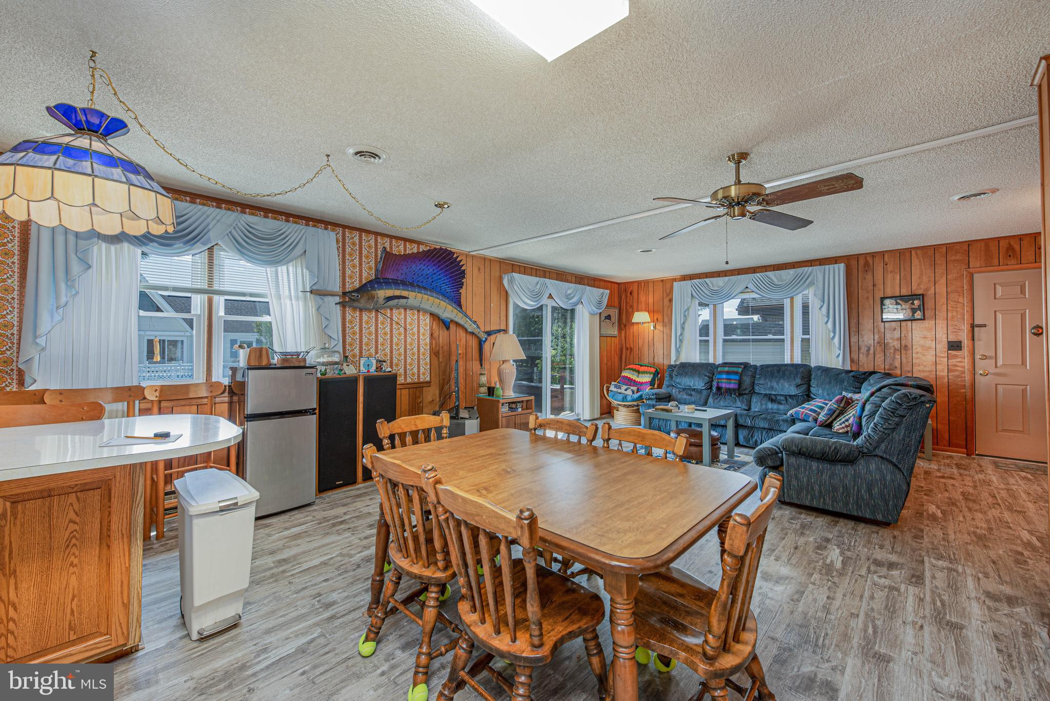 CAINE KEYS II - Residential