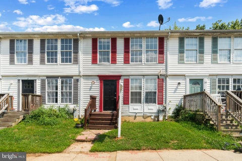 Townhouse For Sale - 17 Chadford Court<br/> Baltimore County, BALTIMORE, MD 21220
