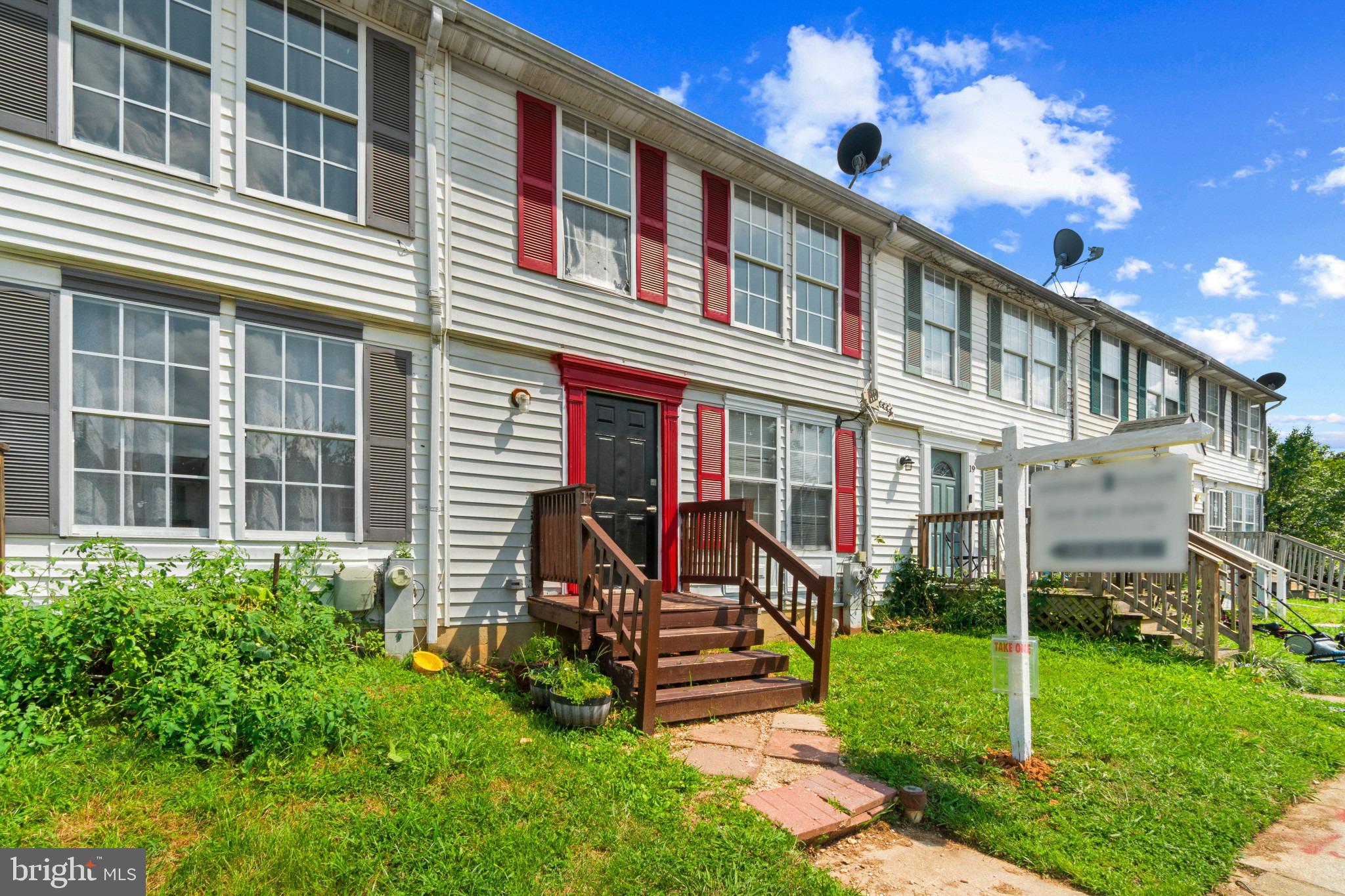 17 CHADFORD COURT