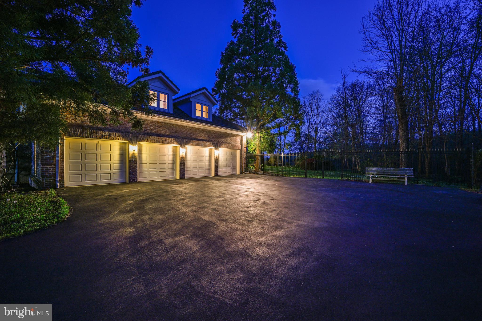 IVY HILL - Residential