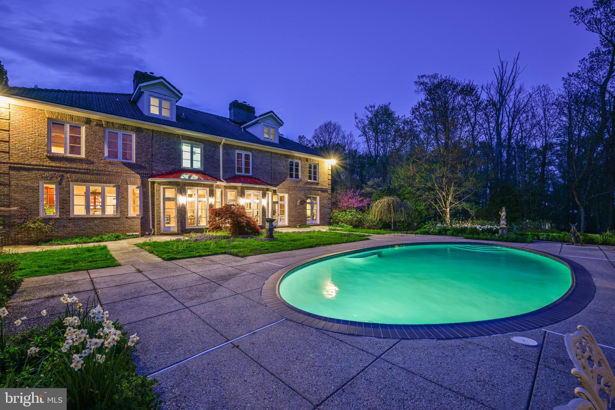 IVY HILL - Residential