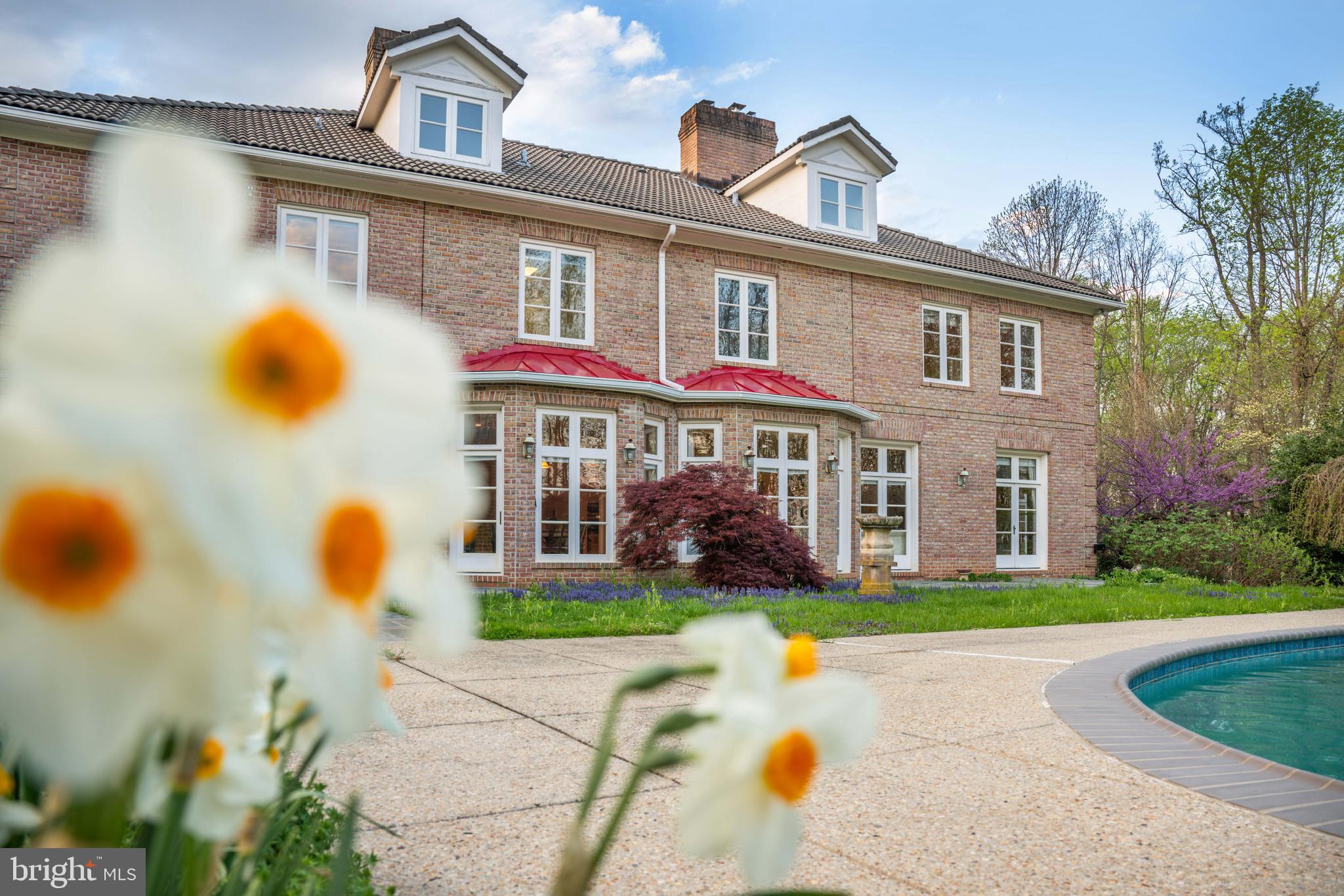 IVY HILL - Residential