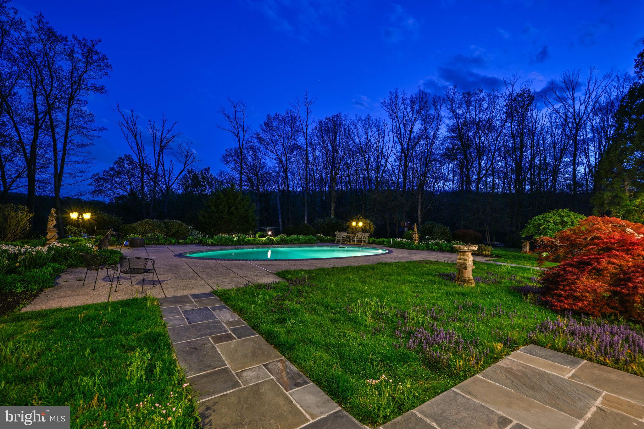 IVY HILL - Residential