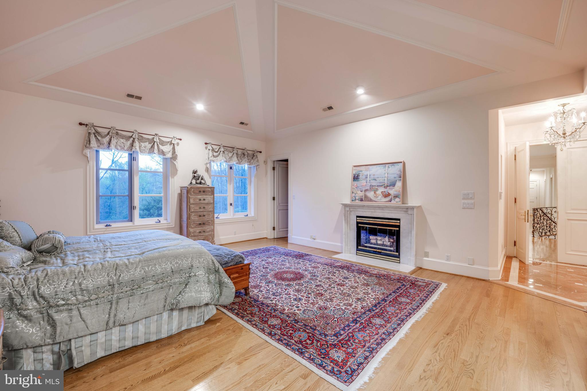 IVY HILL - Residential