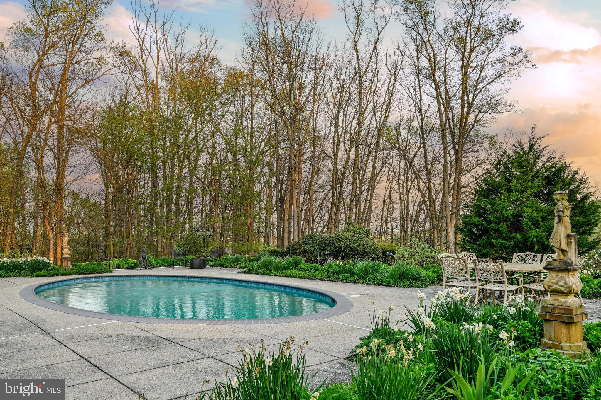 IVY HILL - Residential