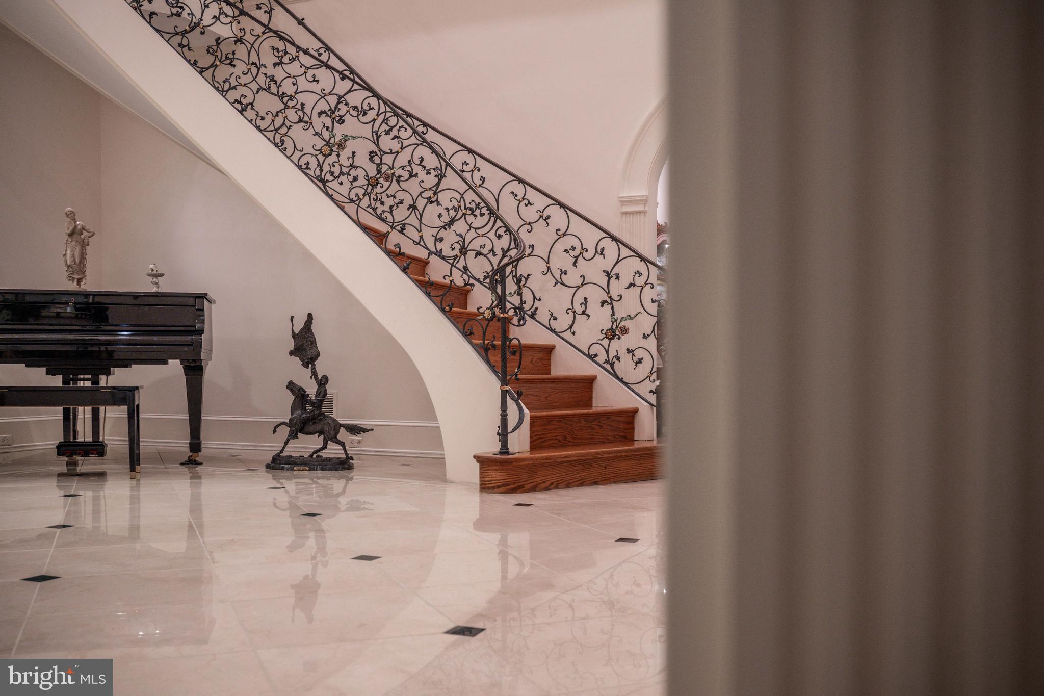 IVY HILL - Residential