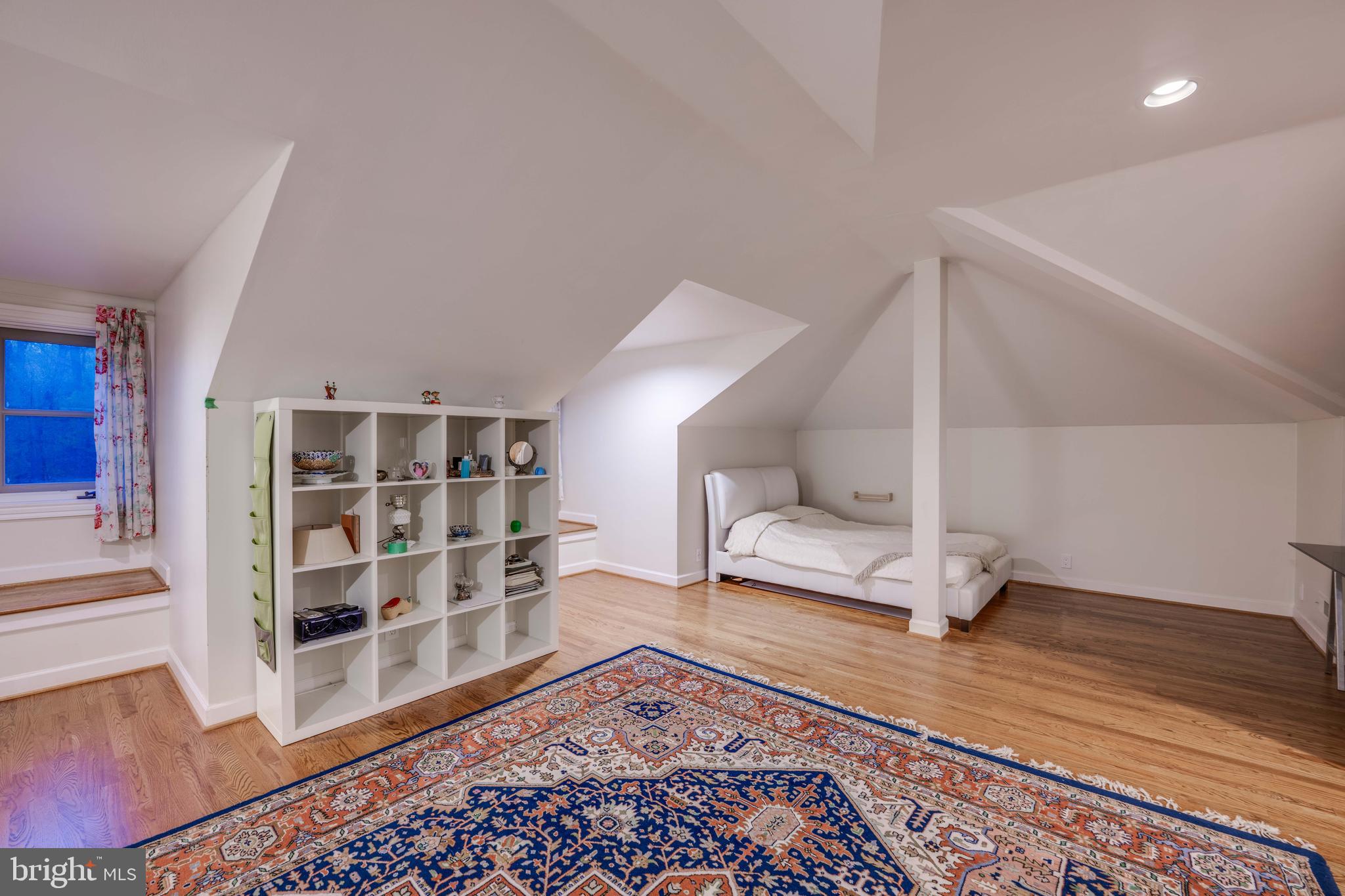 IVY HILL - Residential