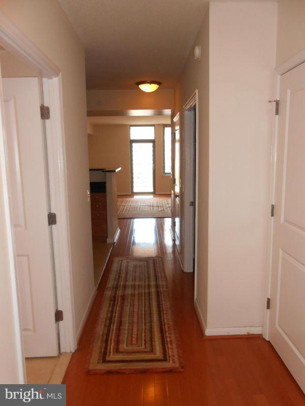 851 GLEBE ROAD 1210