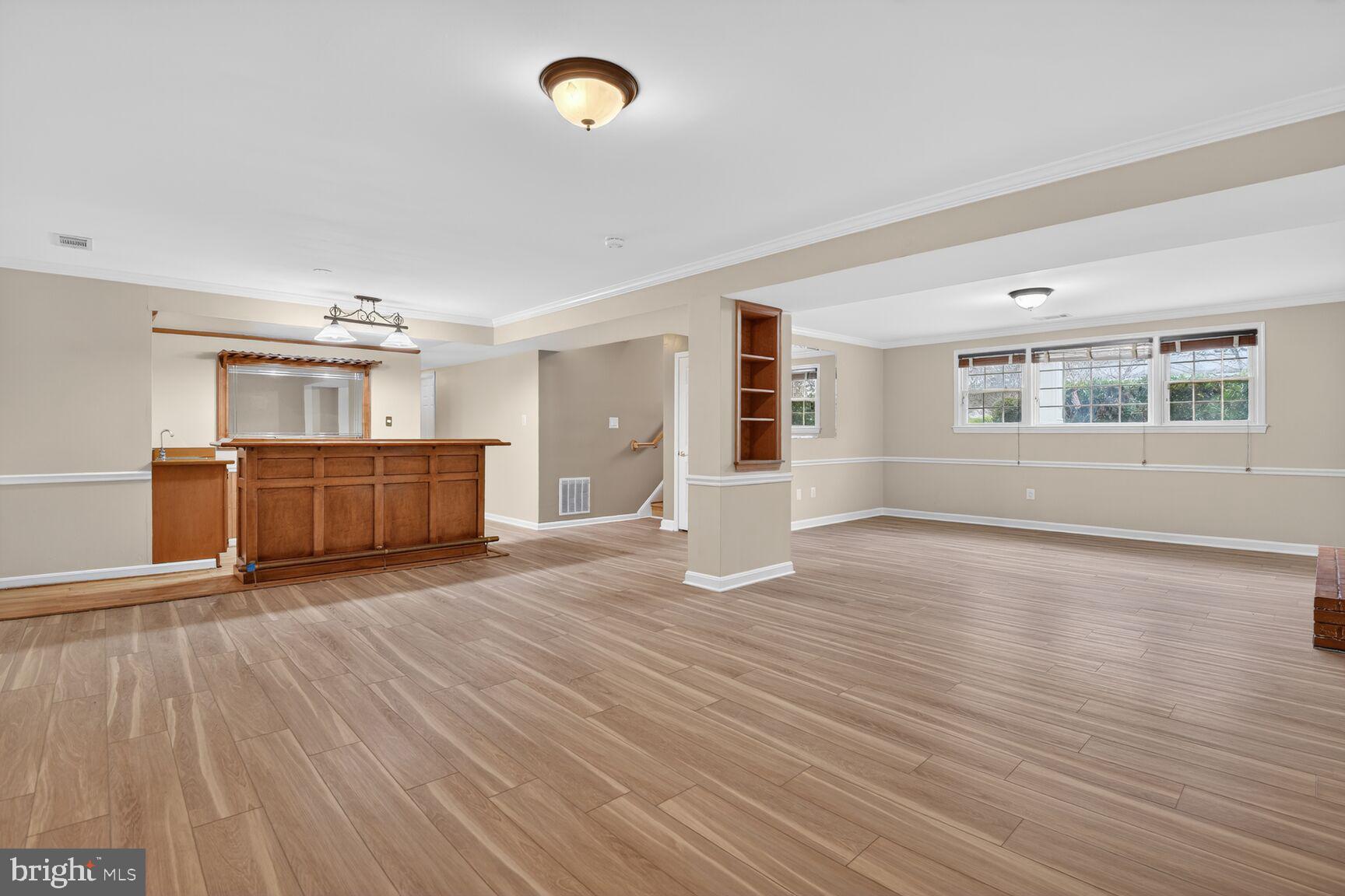 MC LEAN WEST - Residential Lease