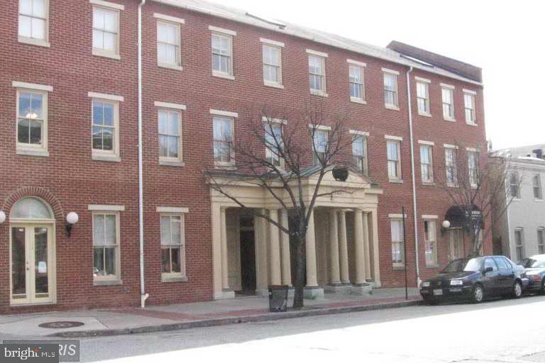FEDERAL HILL HISTORIC DISTRICT - Residential Lease
