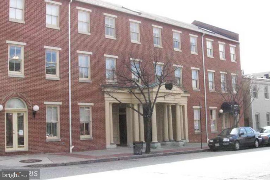 LOCATED in the  heart of FEDERAL HILL!  RARELY AVAILABLE CORNER UNIT  at 723 Charles.  One bed= bath.   Hardwoods floors, stainless appliances.  Convenient to the dining, shopping, stadiums and all city living has to offer!    
Available August 1st.  Pets are case by case.

Schedule your showing today!